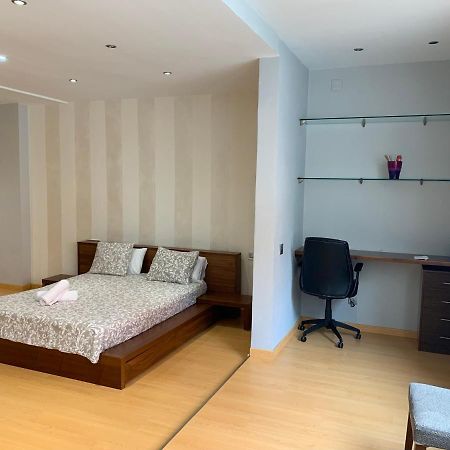 Luxury Apartment Mercat Central Tarragona Buitenkant foto