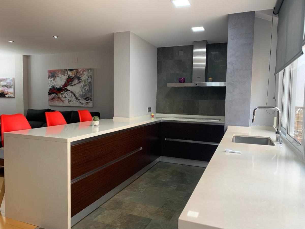 Luxury Apartment Mercat Central Tarragona Buitenkant foto