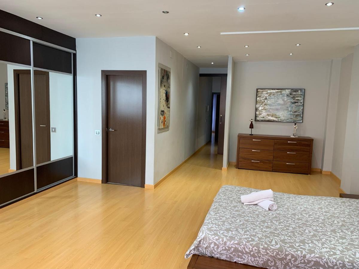 Luxury Apartment Mercat Central Tarragona Buitenkant foto